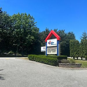 Canadian Inn